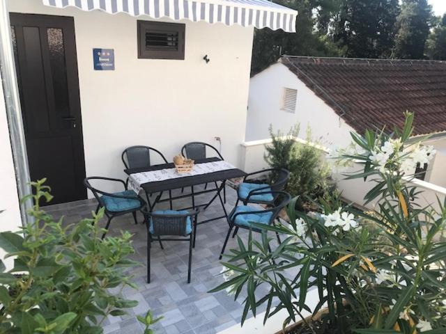Apartment Mimi, Nečujam Екстериор снимка